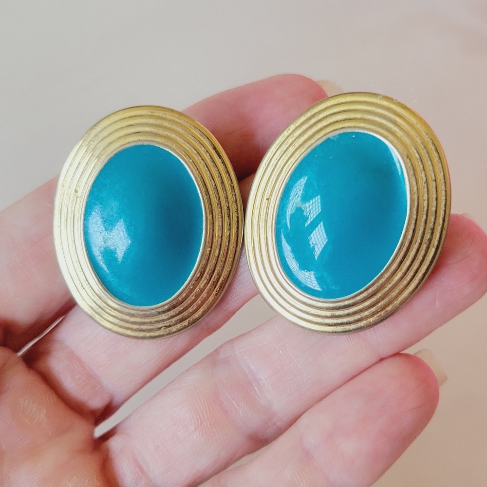 Vintage 80s Gold-tone and Turquoise Enamel Earrings